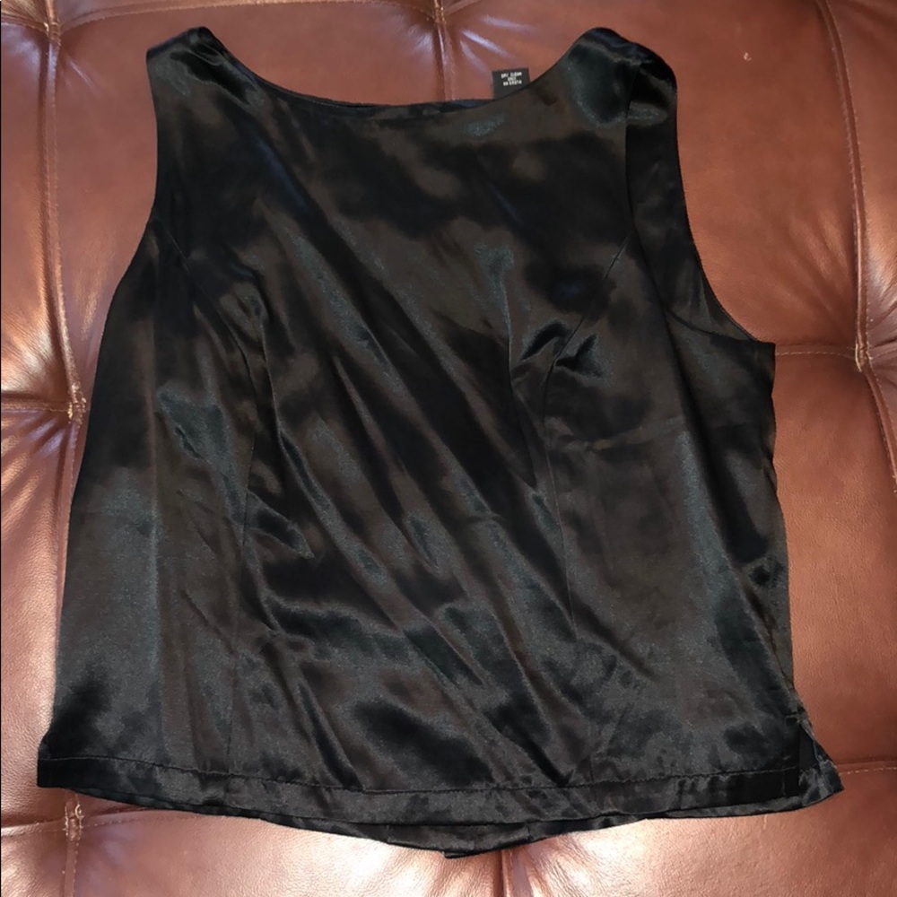 Silky Black Top
